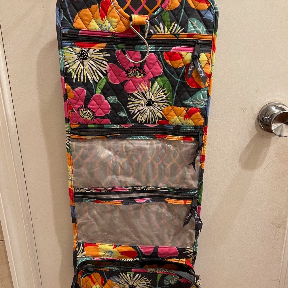 VB Jazzy Blooms Hanging Organzier